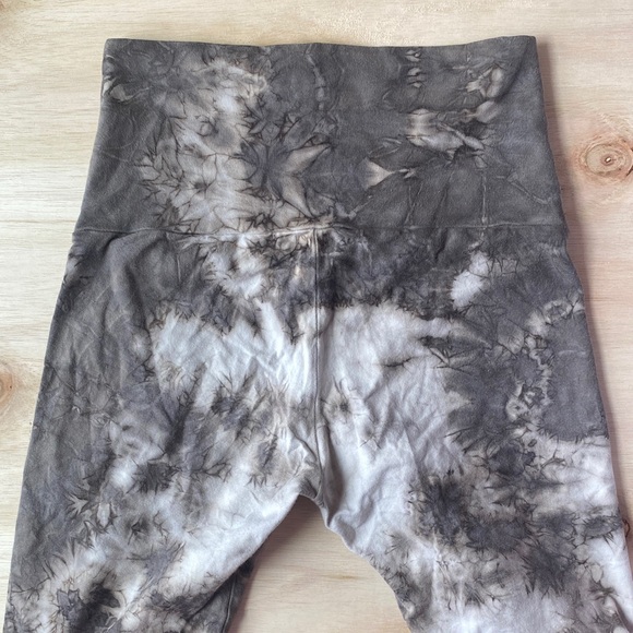 Groceries Apparel Pax Leggings - Picture 8 of 15